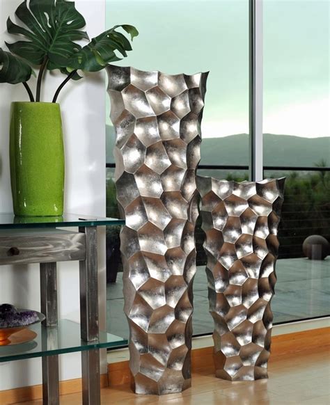 Metal Stand Tall Vase 